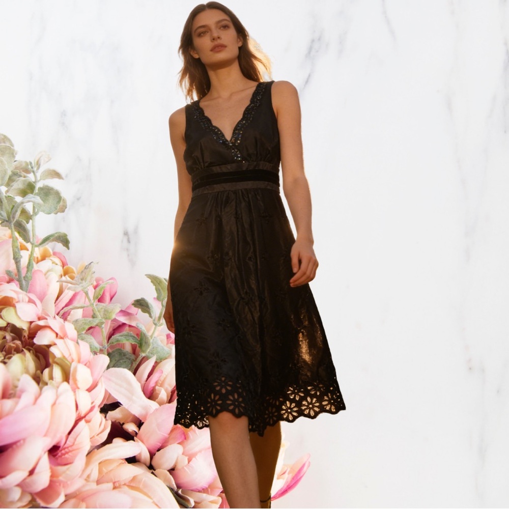 SASHA Dress~ Midi Lace with Sequins~ Size 10